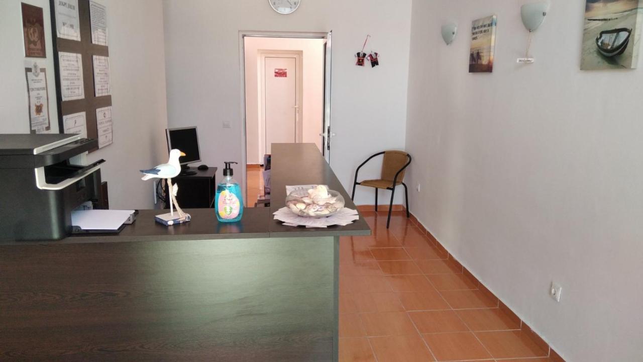 Guest Rooms Venera Primorsko Exterior foto